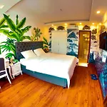 Vh Boutique Hotel